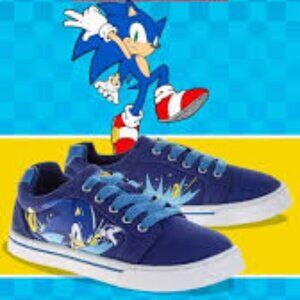 Sonic the Hedgehog Sega Sneakers Shoes NWT Little Kids Size 12